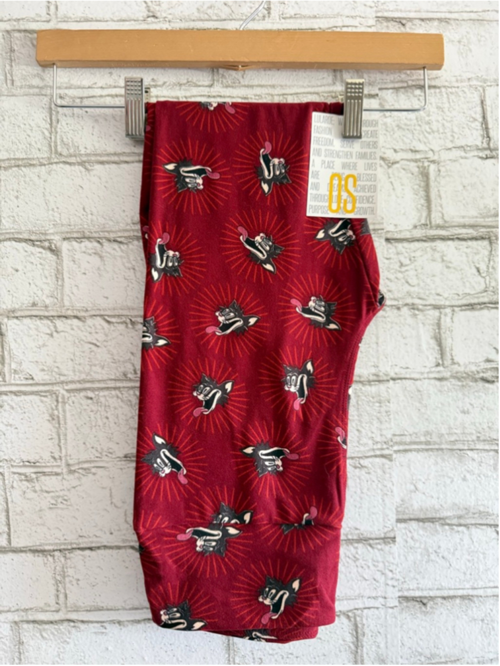 NEW!!! red Cartoon Cat OS Leggings LulaRoe